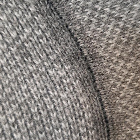 FRATELLI TALLI WOOL CAPE MADE IN ITALY - Picture 3 of 4